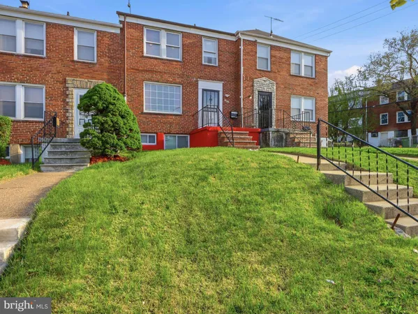 $1,600 | 3603 Ravenwood Avenue, Unit 1, Baltimore, MD 21213