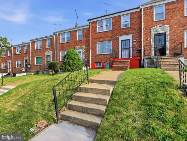 $1,600 | 3603 Ravenwood Avenue, Unit 1, Baltimore, MD 21213