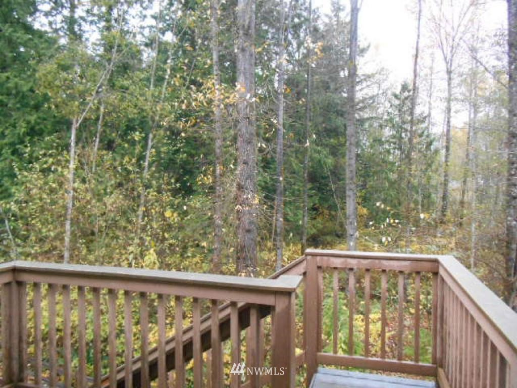 1053 215th Place Southeast Bothell, WA 98021 - Photo 2 of 14