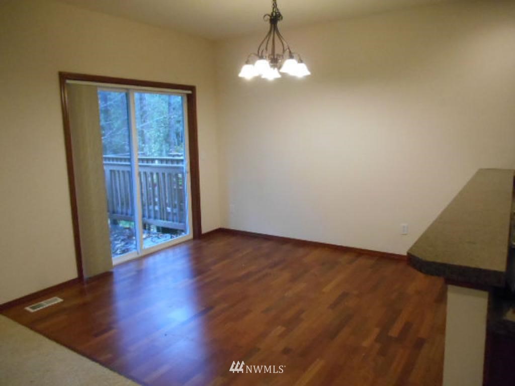 1053 215th Place Southeast Bothell, WA 98021 - Photo 6 of 14