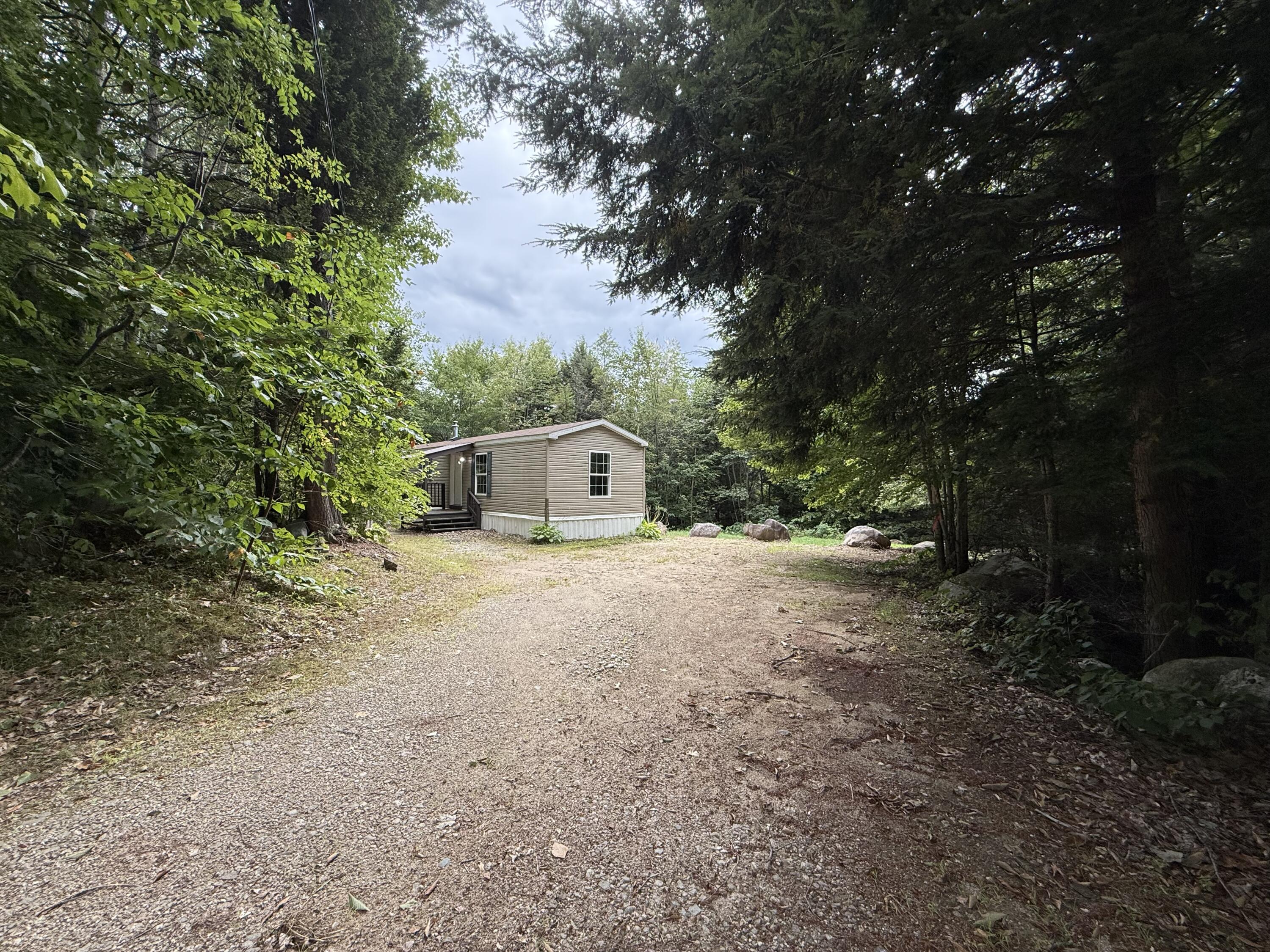 1081 Federal Road Livermore, ME 04253 - Photo 4 of 34 IMG_1463