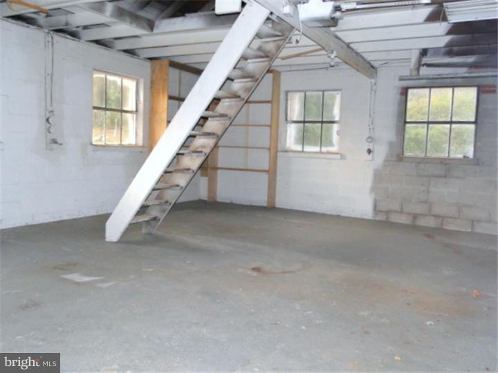 3703 Humpton Road Downingtown, PA 19335 - Photo 16 of 20 Garage