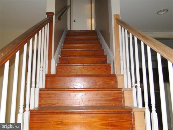3703 Humpton Road Downingtown, PA 19335 - Photo 5 of 20 Foyer
