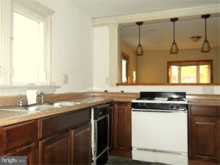 3703 Humpton Road Downingtown, PA 19335 - Photo 9 of 20 Kitchen