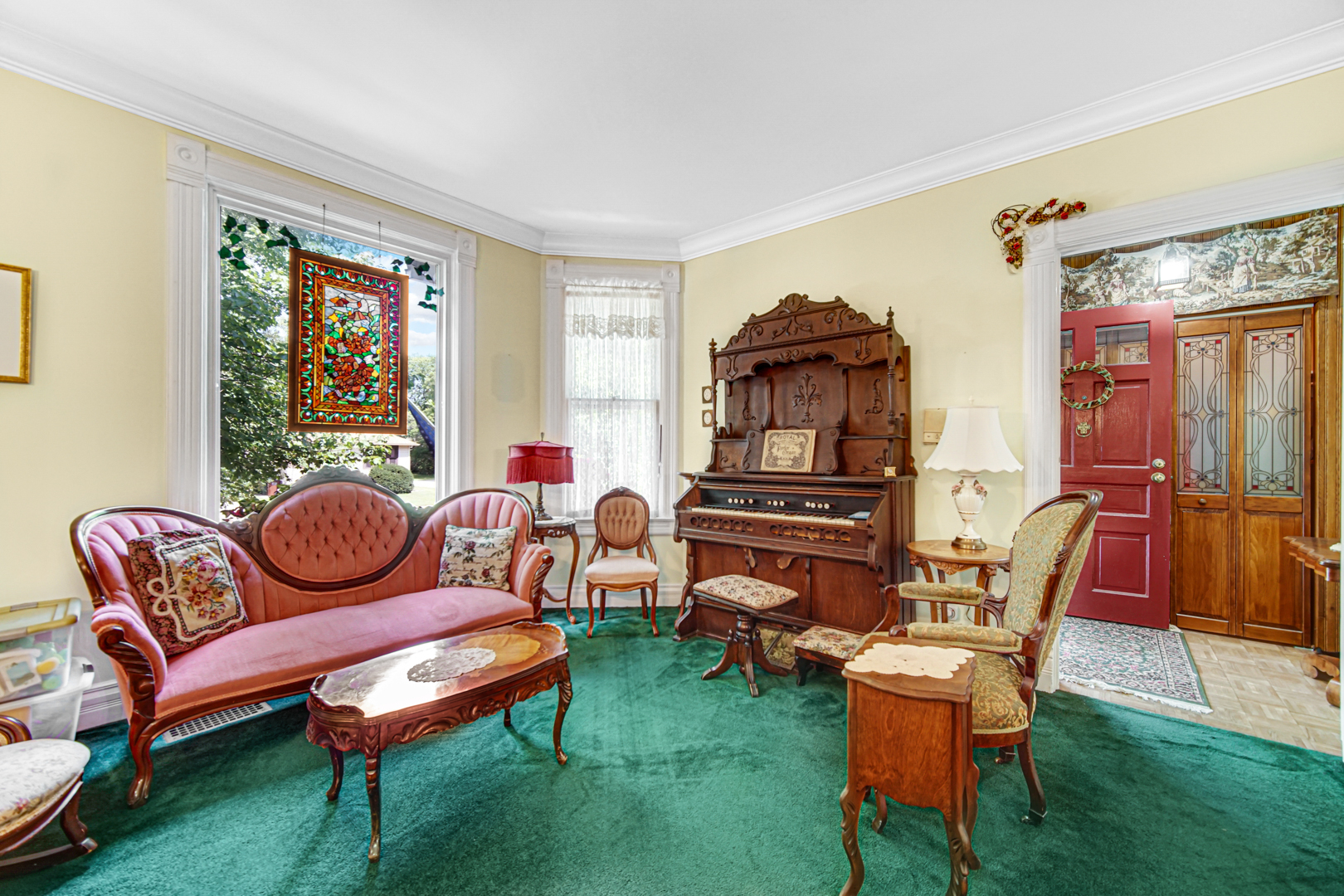 1945 Pine Road Homewood, IL 60430 - Photo 7 of 26 a living room with furniture a rug and a window