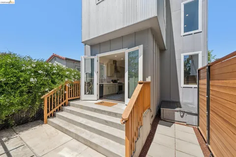 $949,000 | 673 45th Street, Oakland, CA 94609