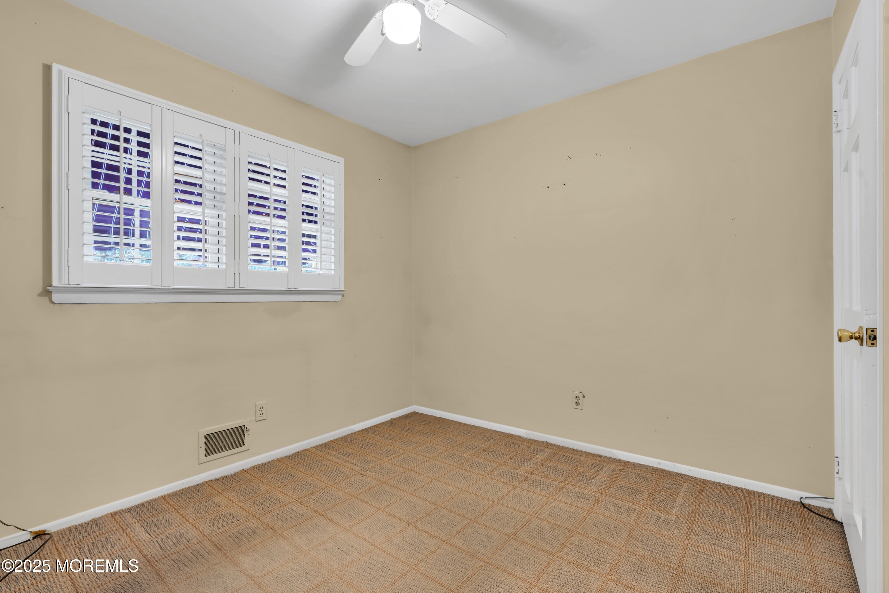 39 Bayberry Lane Middletown, NJ 07748 - Photo 28 of 37 an empty room with a window