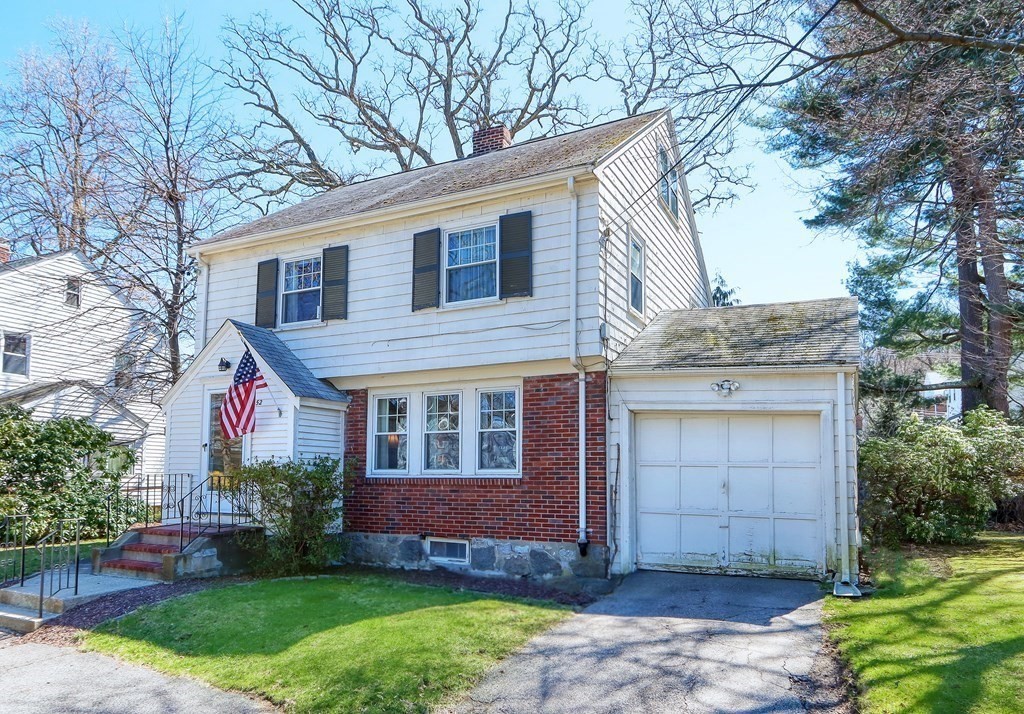52 Woodard Road Boston, MA 02132 - Photo 3 of 29 Gallery Image 3