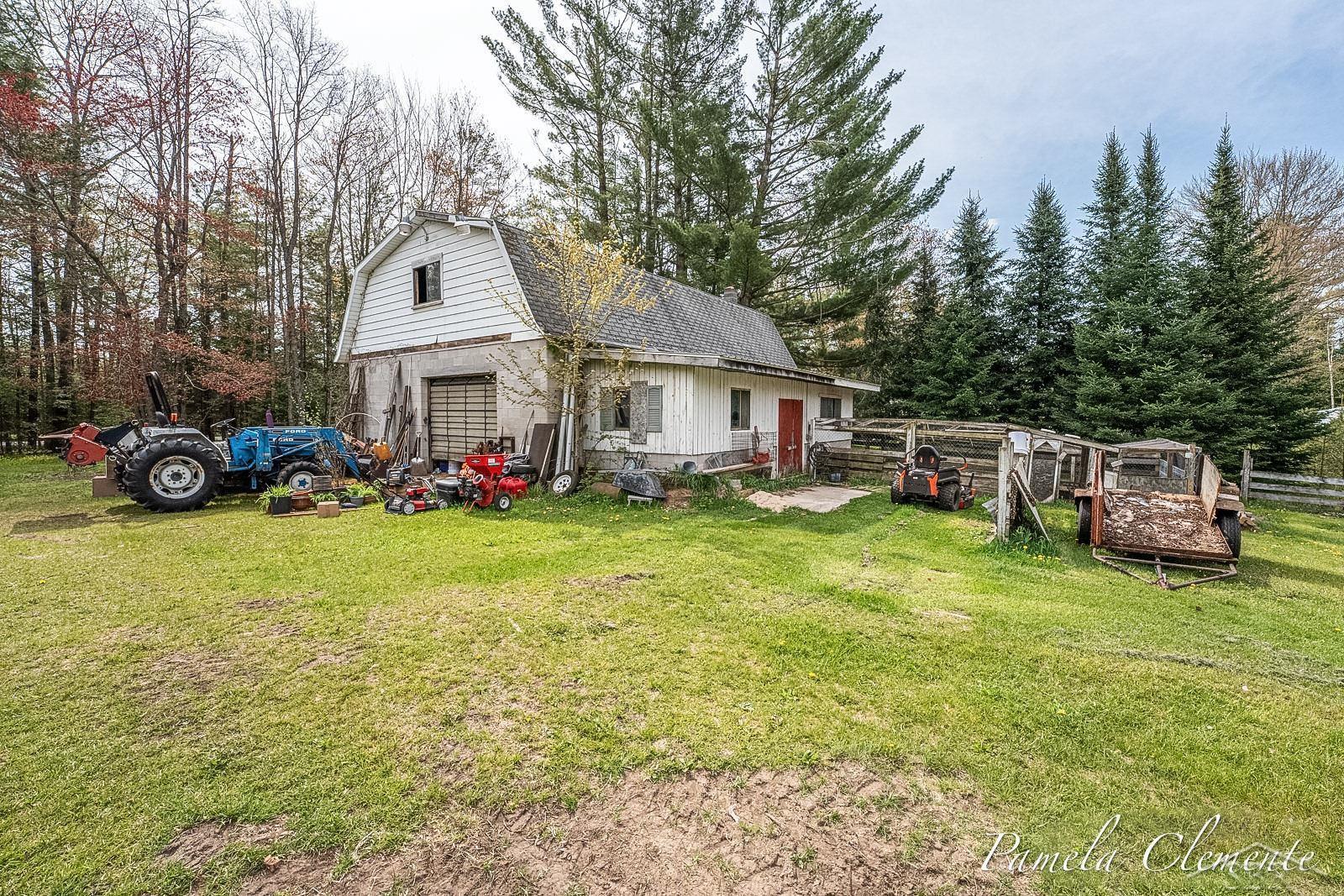 1519 North Roscommon Road Roscommon, MI 48653 - Photo 26 of 36 Gallery Image 26