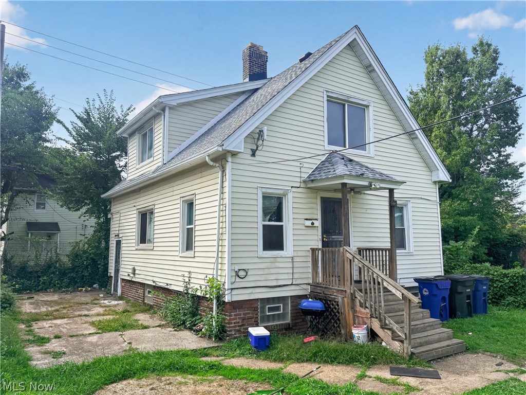 788 London Road Cleveland, OH 44110 - Photo 3 of 10 Gallery Image 3