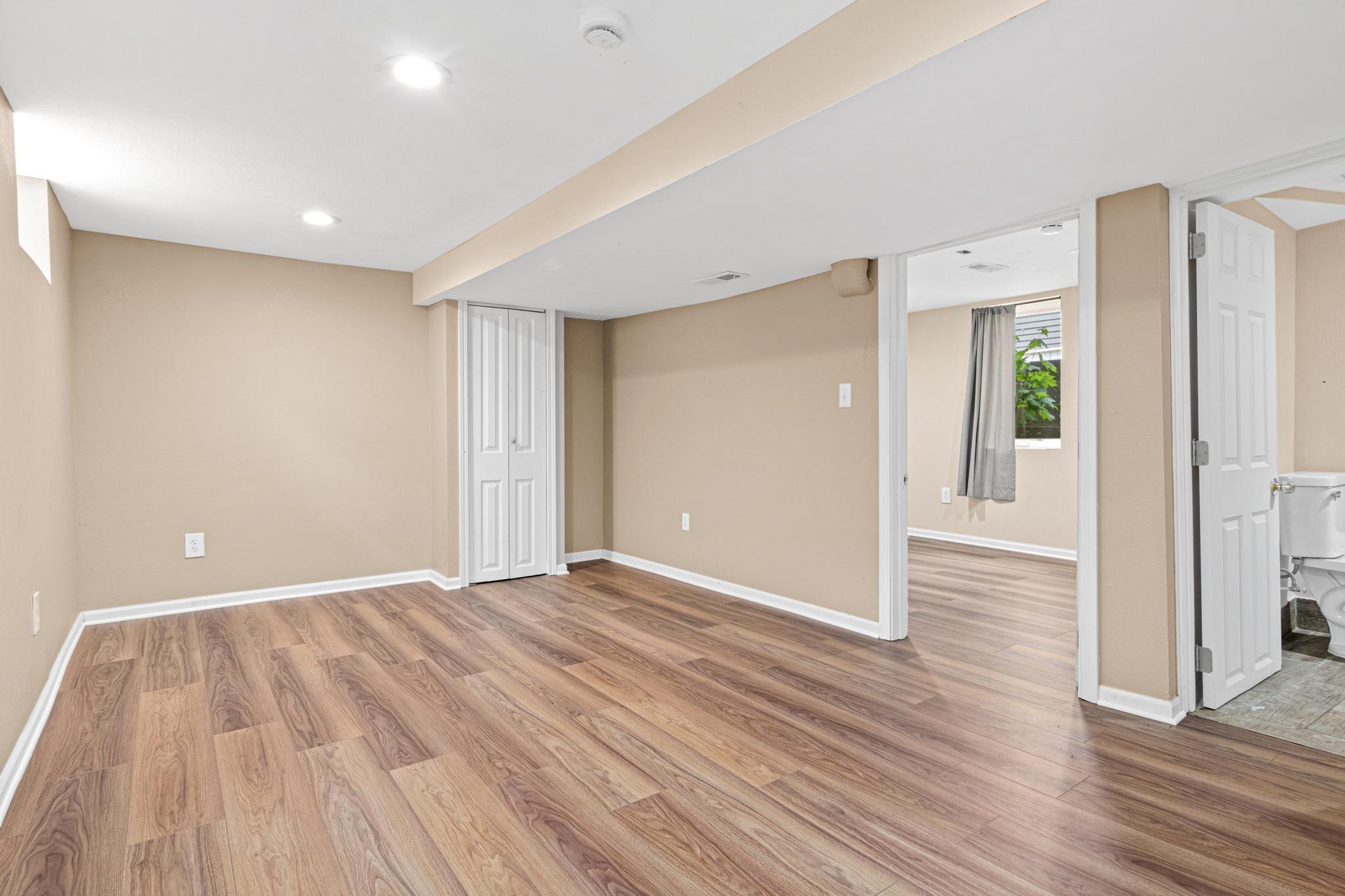 2411 Northeast Madison Street Minneapolis, MN 55418 - Photo 27 of 31
