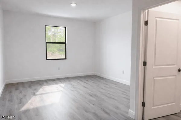 $1,900 | 1054 Ainsworth Street East, Lehigh Acres, FL 33974