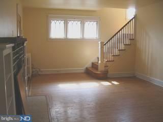 210 North Manoa Road Havertown, PA 19083 - Photo 2 of 5
