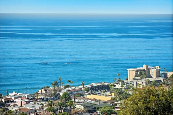 $4,500 | 2173 Crestview Drive, Laguna Beach, CA 92651
