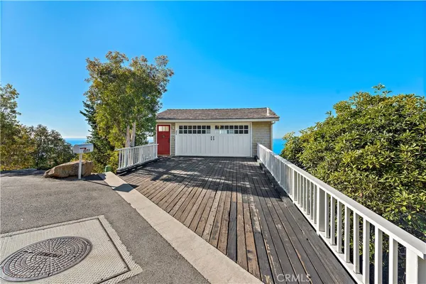 $4,500 | 2173 Crestview Drive, Laguna Beach, CA 92651