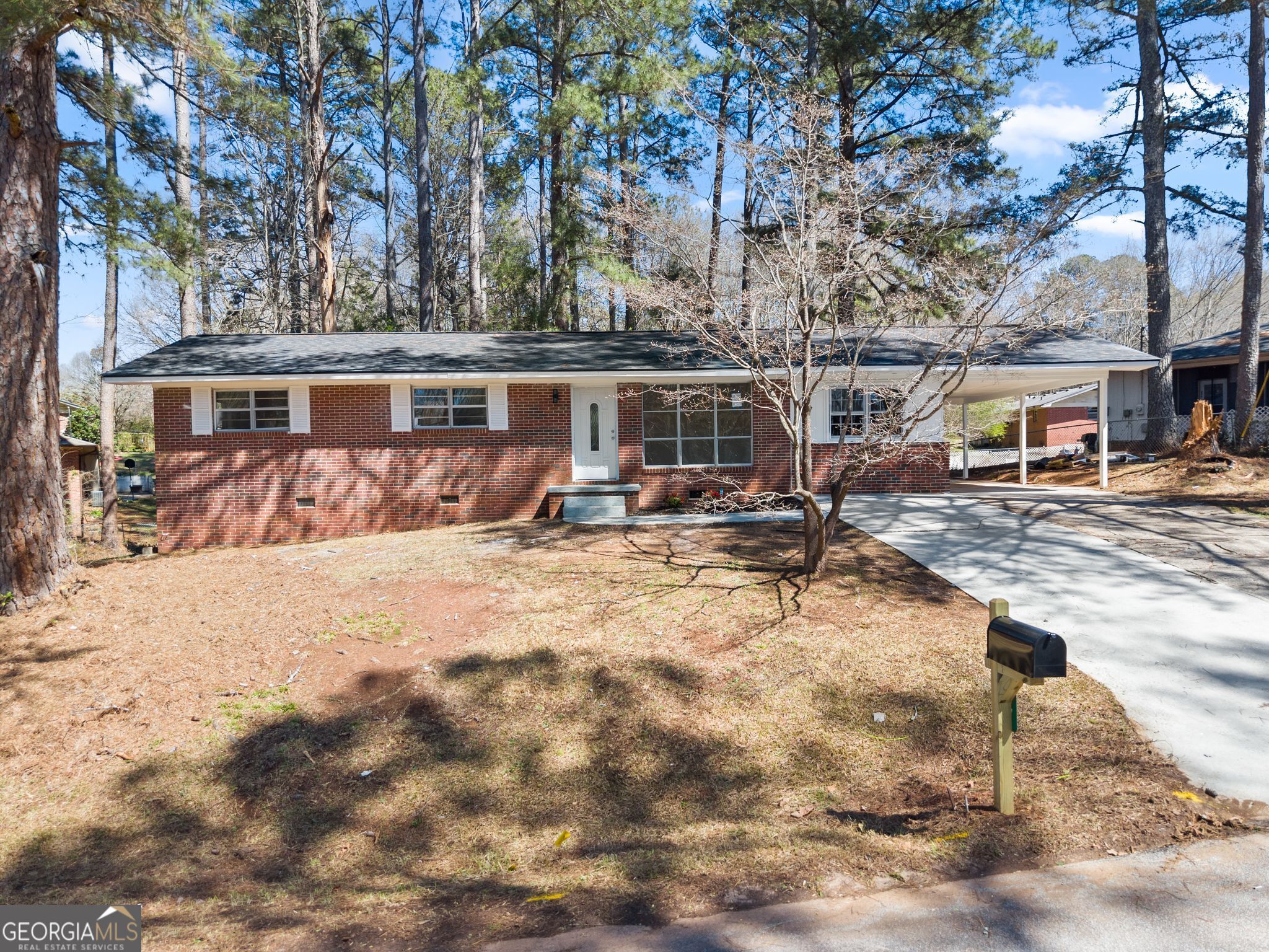 207 Poplar Trail Toccoa, GA 30577 - Photo 2 of 38