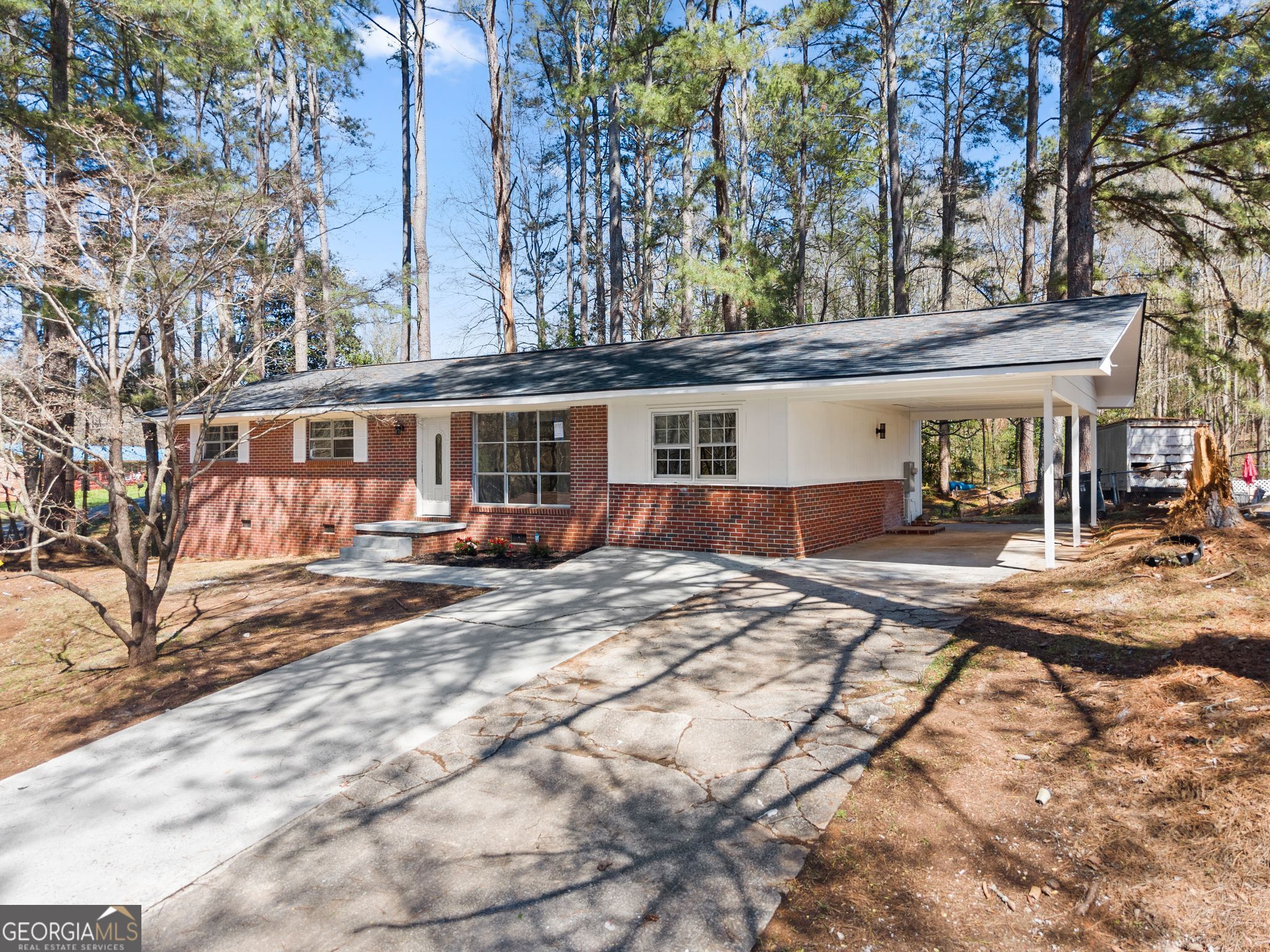 207 Poplar Trail Toccoa, GA 30577 - Photo 3 of 38