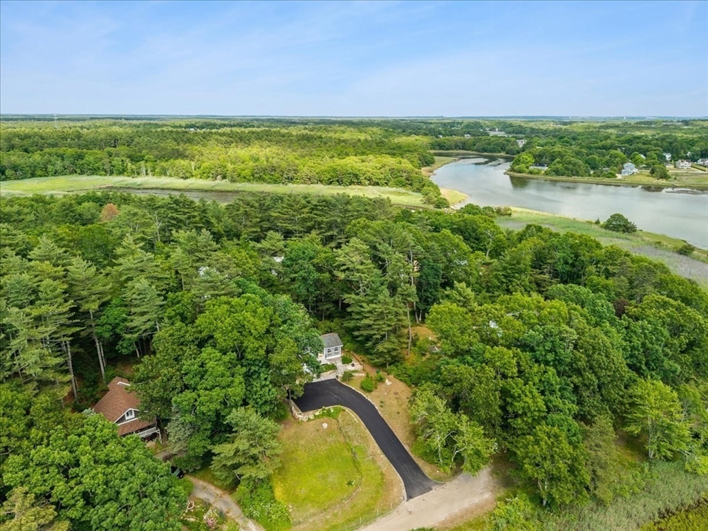 66 Mayflower Ridge Drive Wareham, MA 02571 - Photo 6 of 37
