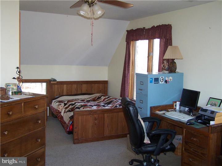 3492 School Road Kintnersville, PA 18930 - Photo 11 of 18 Gallery Image 11