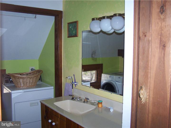 3492 School Road Kintnersville, PA 18930 - Photo 14 of 18 Gallery Image 14