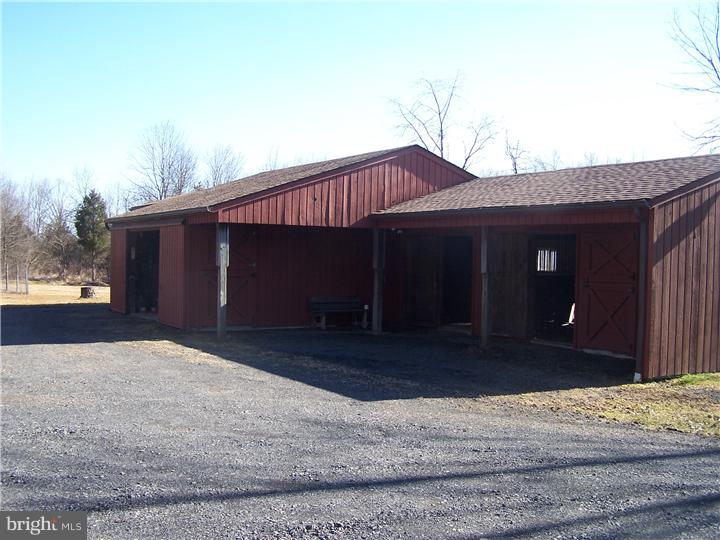 3492 School Road Kintnersville, PA 18930 - Photo 15 of 18 Gallery Image 15