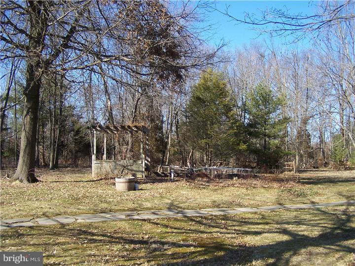 3492 School Road Kintnersville, PA 18930 - Photo 17 of 18 Gallery Image 17