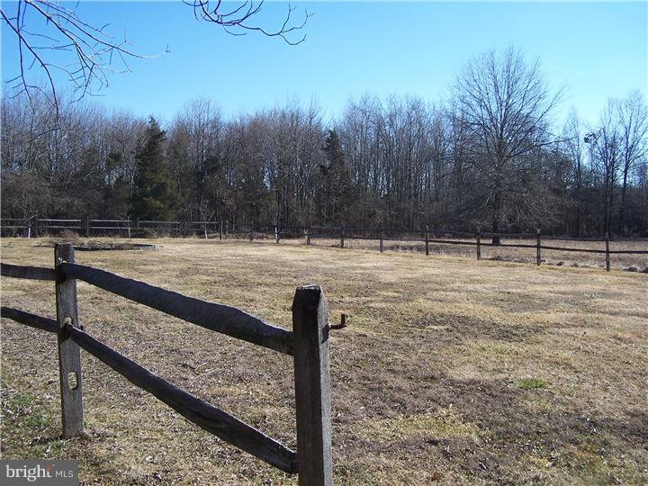 3492 School Road Kintnersville, PA 18930 - Photo 3 of 18 Gallery Image 3