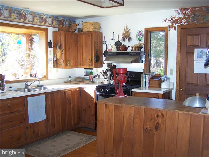 3492 School Road Kintnersville, PA 18930 - Photo 5 of 18 Gallery Image 5