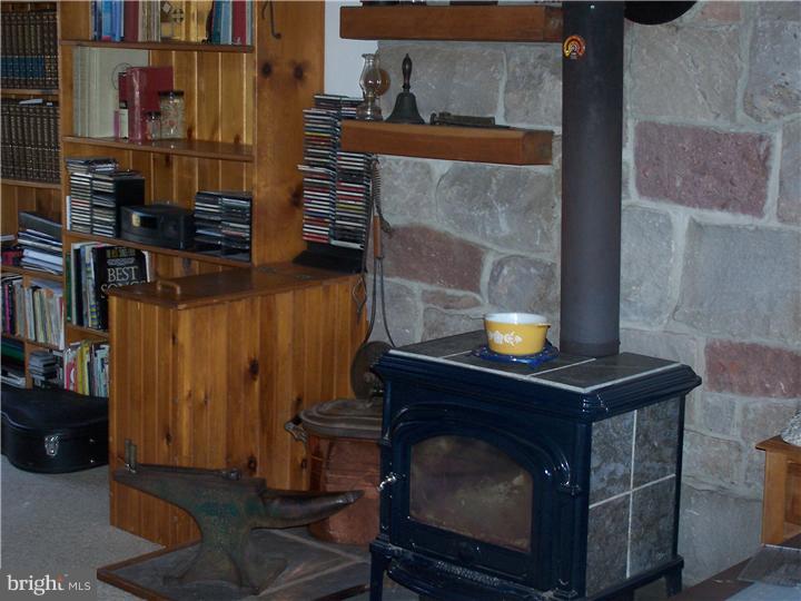 3492 School Road Kintnersville, PA 18930 - Photo 10 of 18 Gallery Image 10