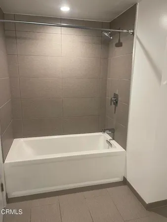 $2,999 | 137 South Wilson Avenue, Unit 206, Pasadena, CA 91106