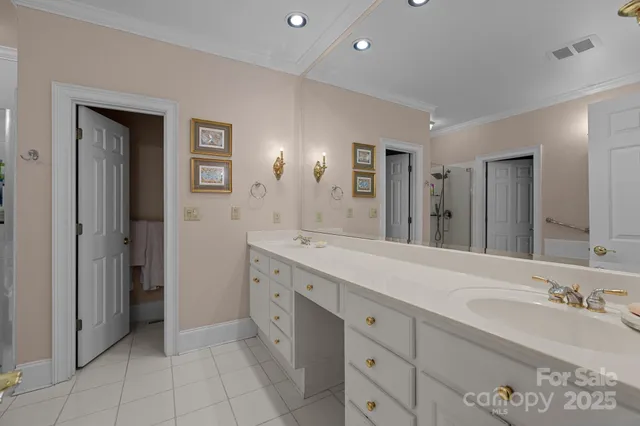 $579,900 | 10317 Clubhouse View Lane, Mint Hill, NC 28227