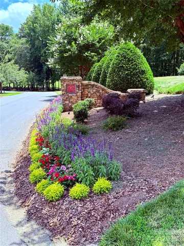 $579,900 | 10317 Clubhouse View Lane, Mint Hill, NC 28227