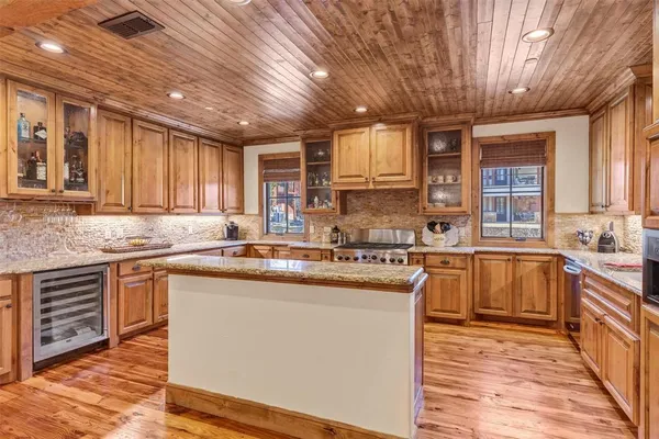 $535,000 | 1633 Scenic Drive, Unit 101, Graford, TX 76449