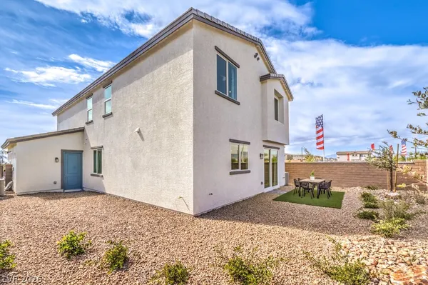$602,990 | 7641 Gage Falls Lane, North Las Vegas, NV 89084