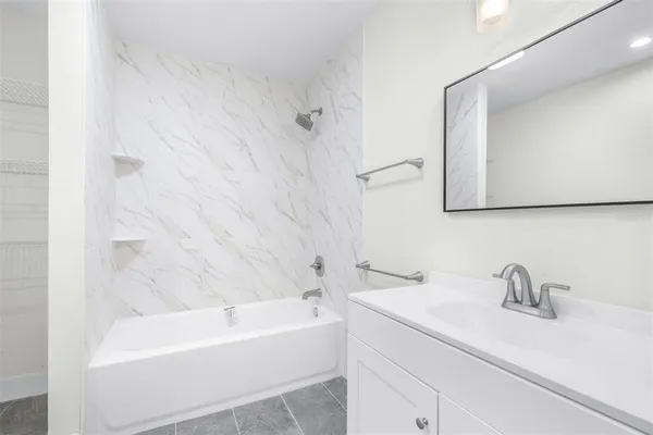 $495,000 | 6803 South Englewood Avenue, Tampa, FL 33611