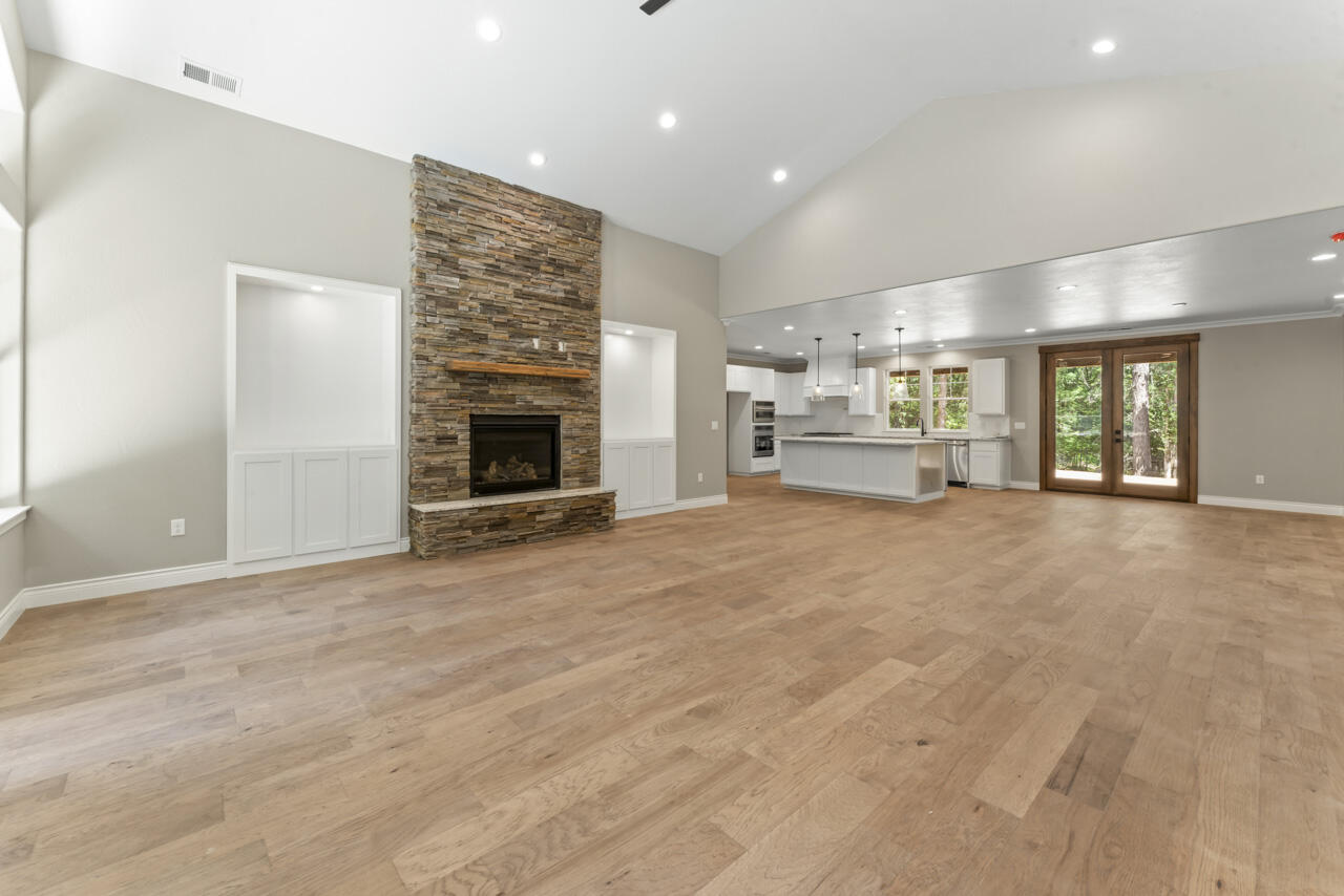 283 Key Way Grants Pass, OR 97527 - Photo 41 of 56 DSC07244
