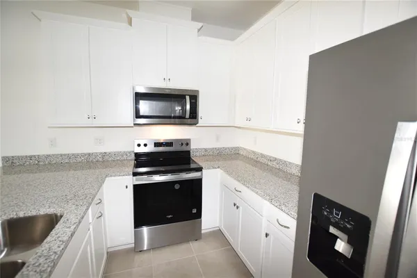 $2,250 | 3232 Gardenia Reserve Street, Apopka, FL 32712