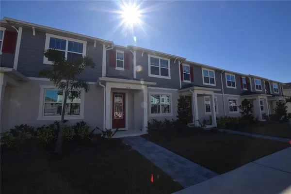 $2,250 | 3232 Gardenia Reserve Street, Apopka, FL 32712