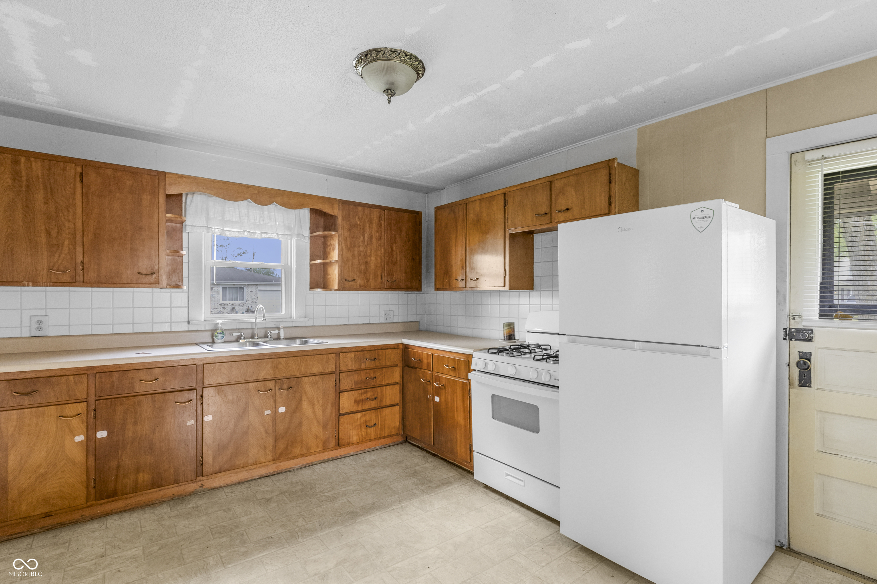 2291 McClure Street Columbus, IN 47201 - Photo 13 of 15