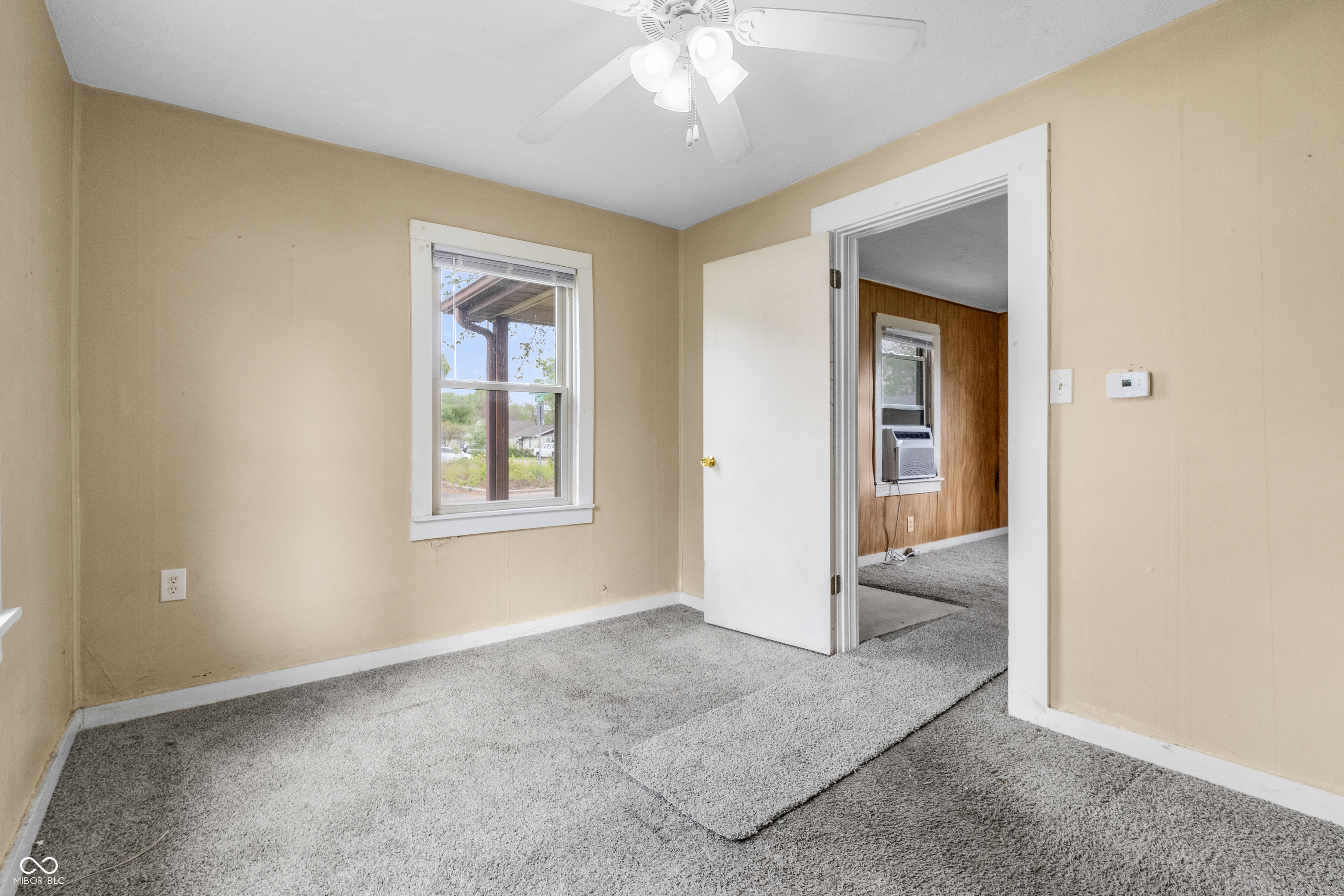 2291 McClure Street Columbus, IN 47201 - Photo 8 of 15