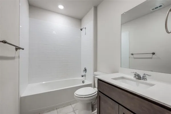 $1,695 | 309 Patina Street, Royse City, TX 75189