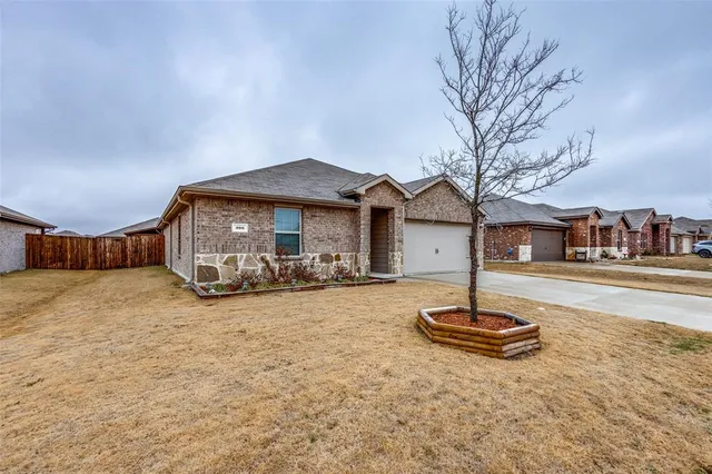 $1,750 | 309 Patina Street, Royse City, TX 75189