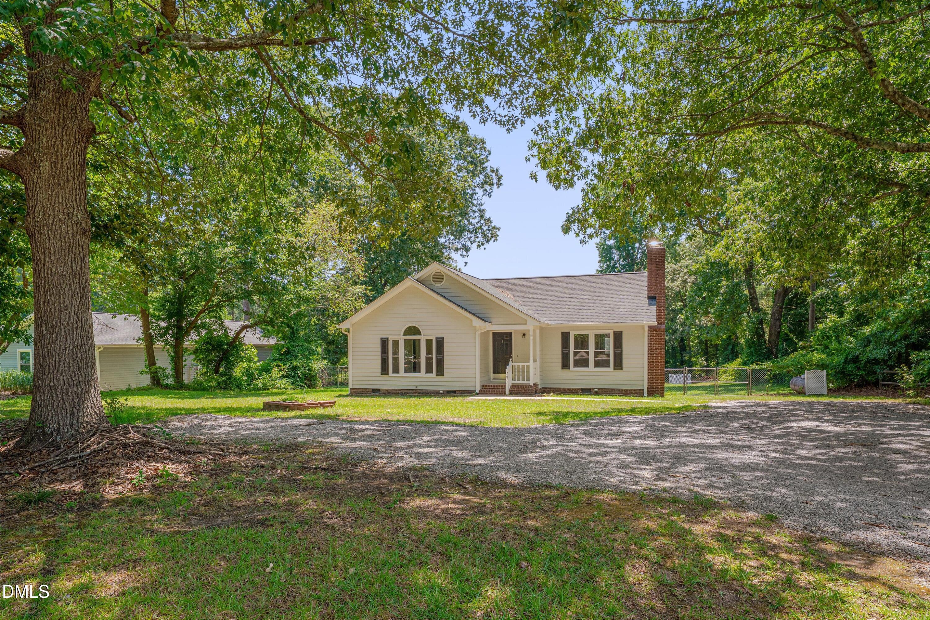 2677 North Shiloh Road Garner, NC 27529 - Photo 13 of 15 WECLOME to your new home!