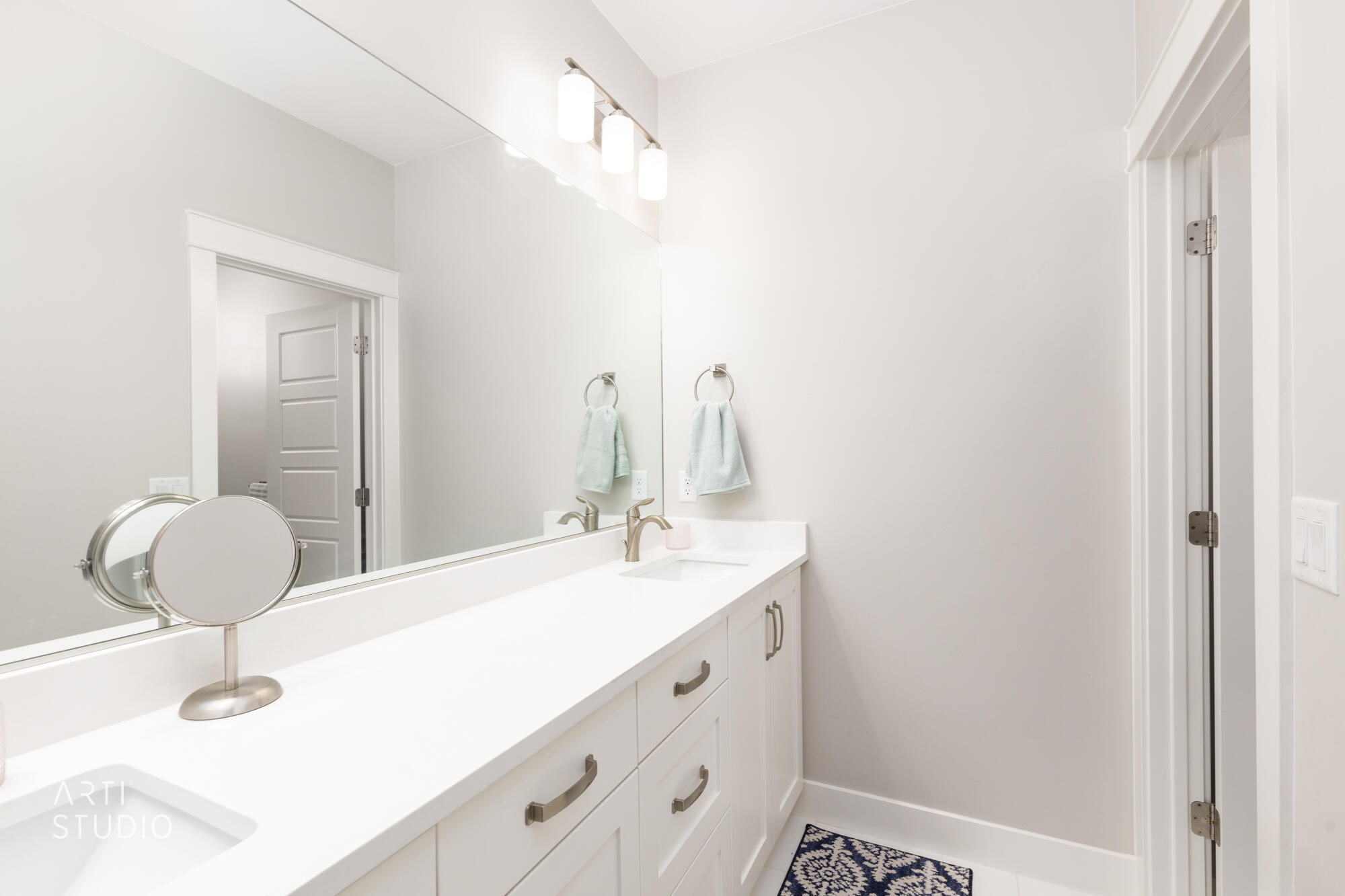 2252 Fieldstone Circle St. George, UT 84790 - Photo 29 of 49 Upstairs Bathroom 3