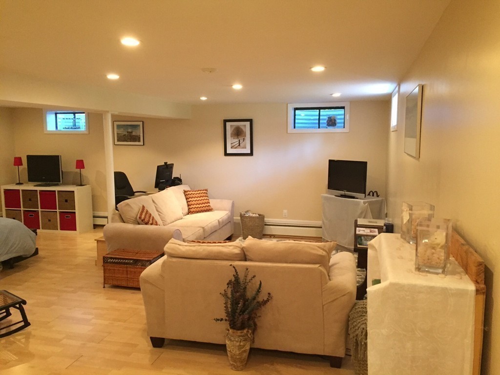 19 Lyndon Road Sharon, MA 02067 - Photo 11 of 15