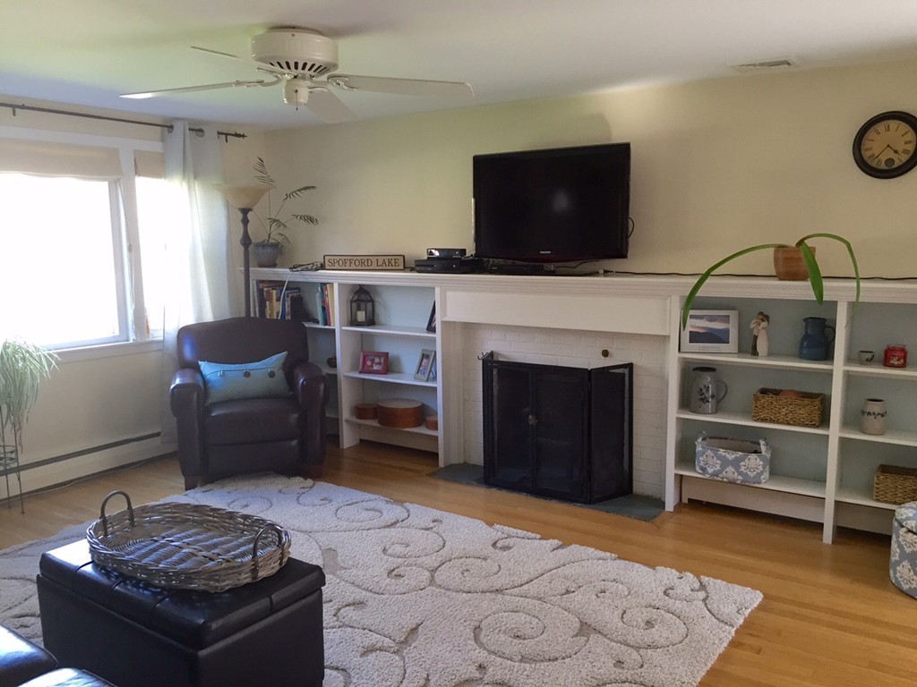 19 Lyndon Road Sharon, MA 02067 - Photo 5 of 15