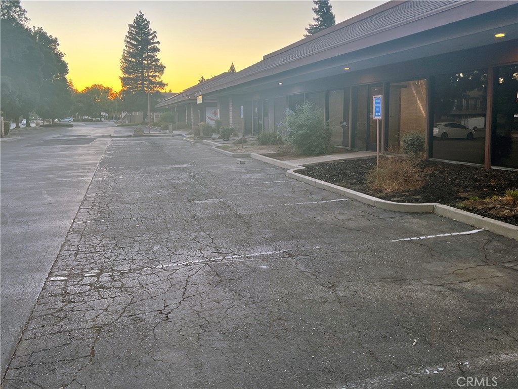840 West Olive Avenue, Unit C Merced, CA 95348 - Photo 21 of 26 a view of backyard of house
