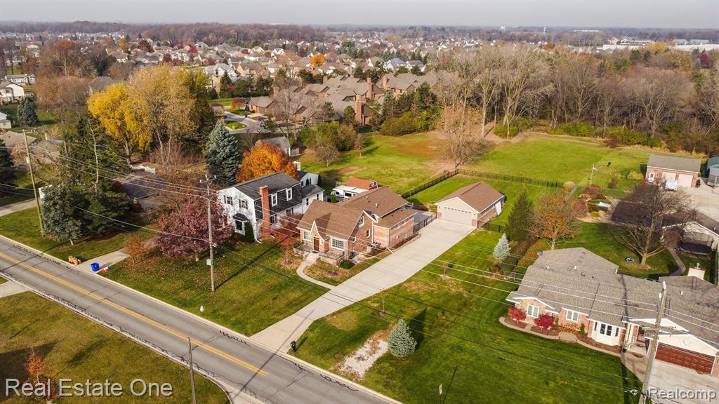 33625 Mulvey Road Fraser, MI 48026 - Photo 3 of 54 Gallery Image 3