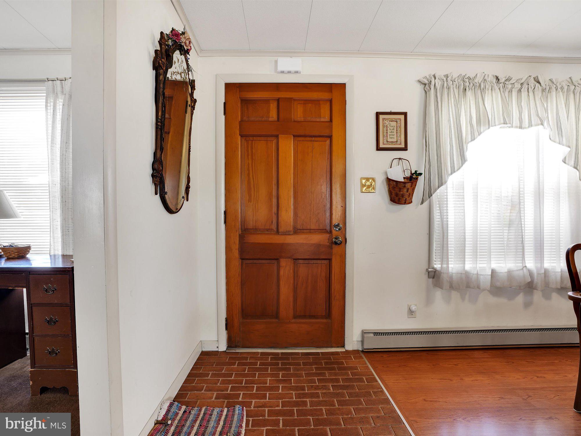 245 Rapho Street Manheim, PA 17545 - Photo 4 of 32 Gallery Image 4