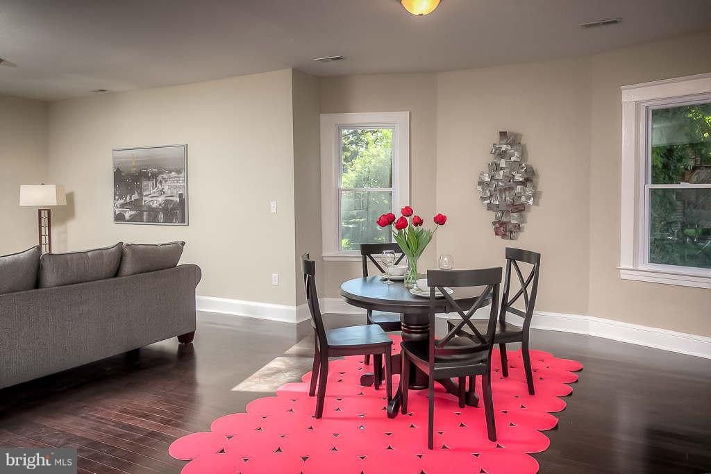 3912 Chatham Road Baltimore, MD 21207 - Photo 11 of 30 Dining Room